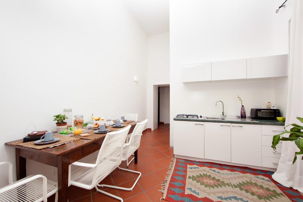 B&B Corte Dei Taralli Лечче Экстерьер фото
